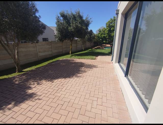 3 BEDROOM HOUSE FOR SALE IN BAYVIEW